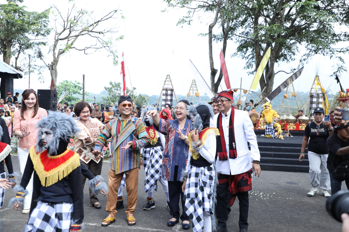 Sesaji Rewanda di Goa Kreo, Gunungpati (Sumber:  | Foto: Sakti)